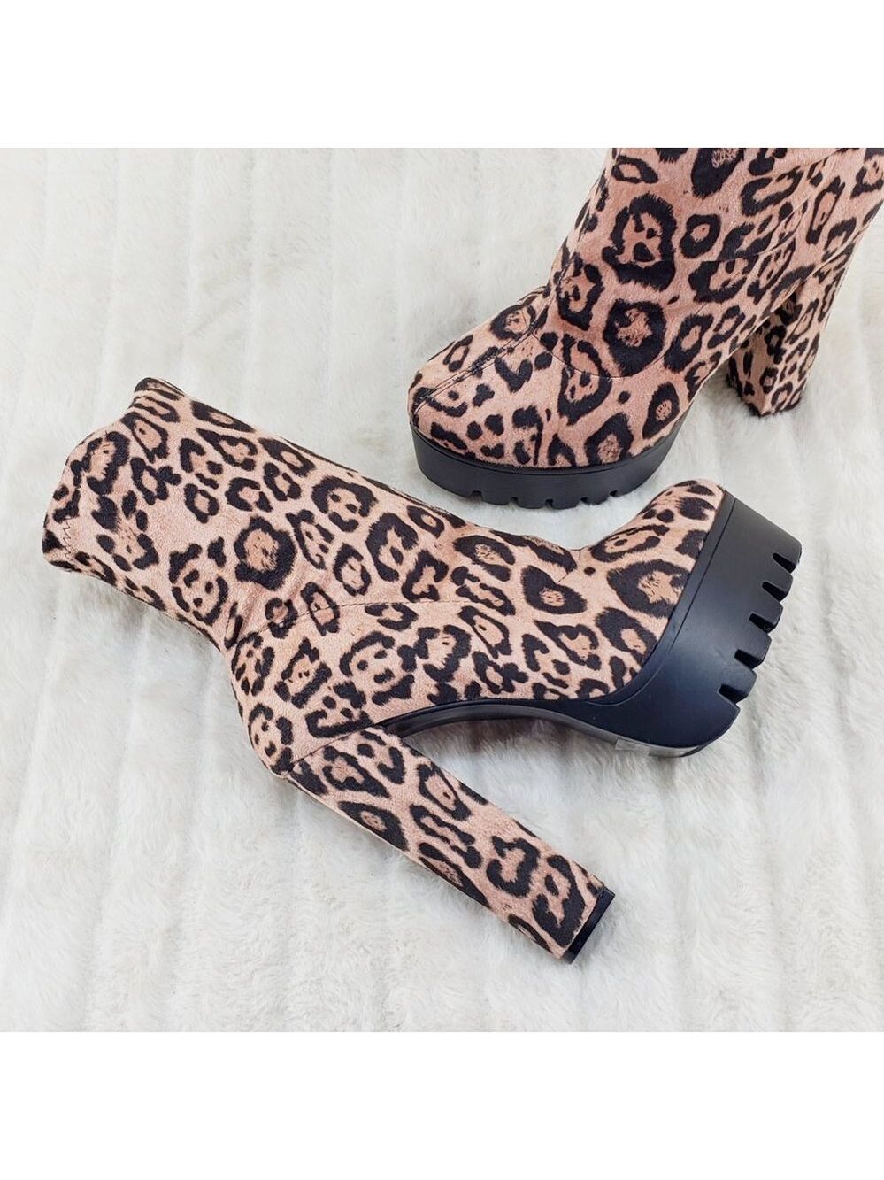 Sexy Erin Stretch Leopard Print 6" Chunky Heel Platform Lug Sole Ankle Boots - Picture 8 of 11